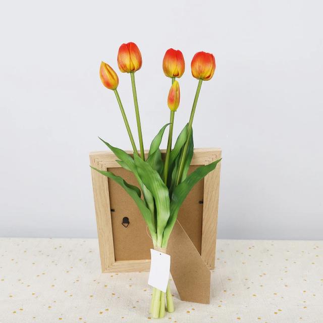 Buquê Luxuoso de Tulipas de Silicone com 5 Cabeças para Decoração Elegante da Sala de Estar