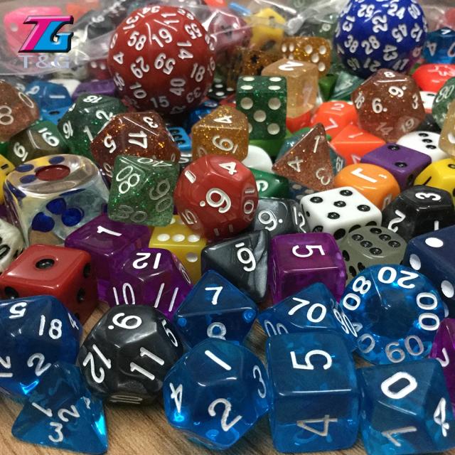 Conjunto de Dados Coloridos T & G 100: Jogo de Dados de Alta Qualidade com Estilos e Tamanhos Variados