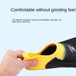 Nadadeiras de mergulho autônomo para homens e mulheres, nadadeiras de silicone snorkel, sapatos de piscina, tênis de praia, sapatos de água curtos, crianças, 2024 - Image 5