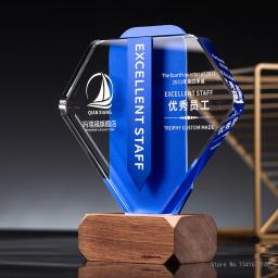 Troféu Cristal Criativo Empregada Outstanding Reunião Anual Prêmio Comemorativa Decoração Home High-end Medalha De Metal Base De Madeira, 1Pc - Image 1