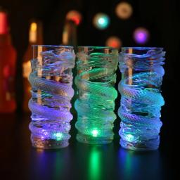 Venda quente 285ml criativo festa copos dragão led piscando mudança de cor água ativado acender cerveja uísque copo caneca utensílios de mesa - Image 1