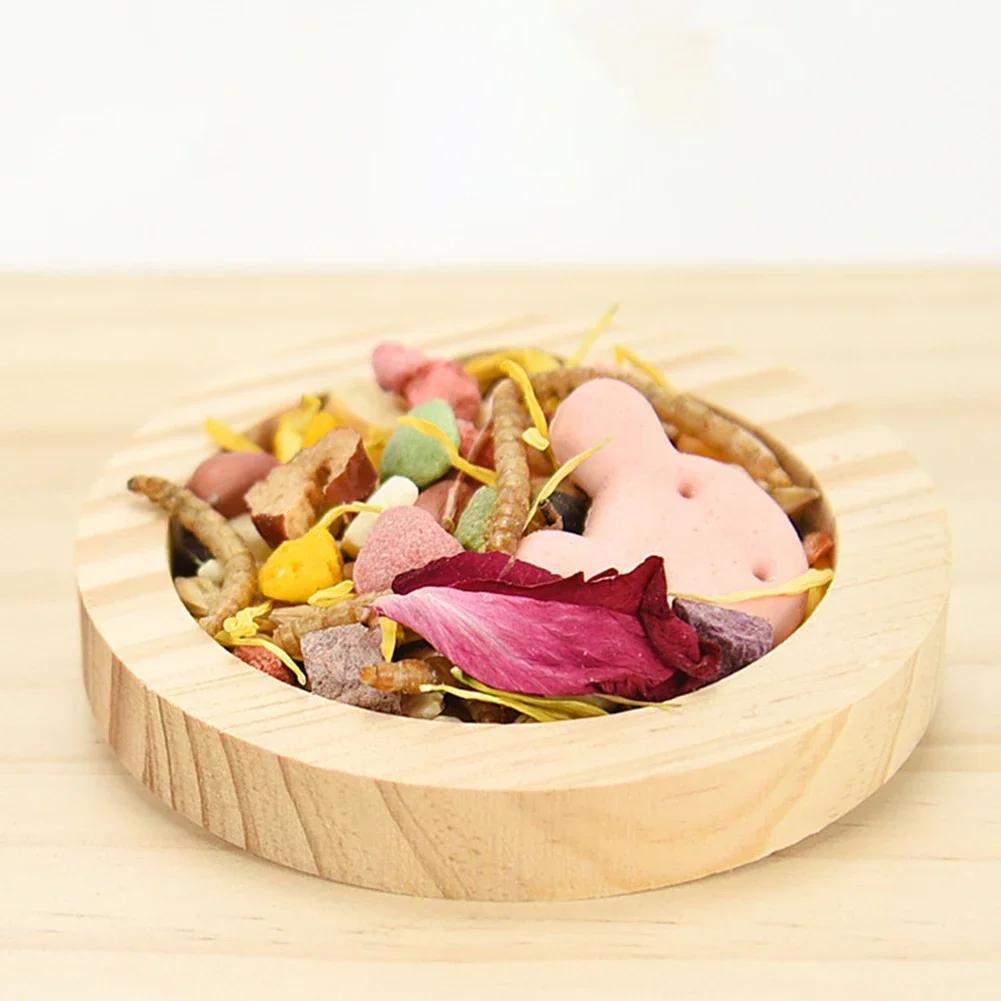 Tigela de alimentação de madeira natural para pequenos animais de estimação, tigela de comida redonda, anti-torneamento, paisagismo suprimentos para esquilo, ouriço, hamster - Image 1