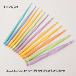 Plástico colorido Crochet Hooks Kit, agulhas de tricô, pontos Craft Set, camisola DIY, costura Weave Tools, 2.0-10.0mm, 12Pcs - Image 1