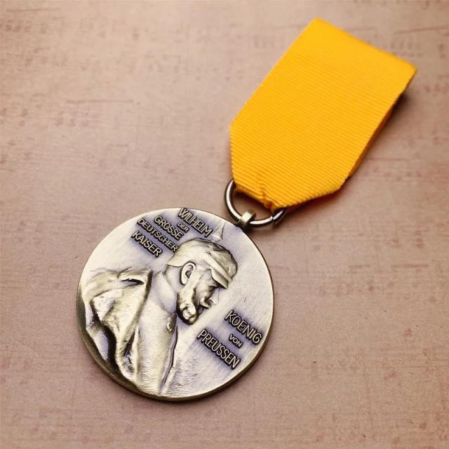 Medalha Centenária Alemã e Medalha de Comércio Exterior: Pingente de Crachá de Metal Exclusivo do AliExpress