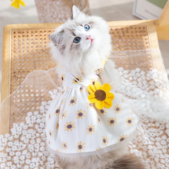 Vestidos xadrez listrados com arco para gatos e cães - Roupas elegantes para gatinhos e filhotes princesas