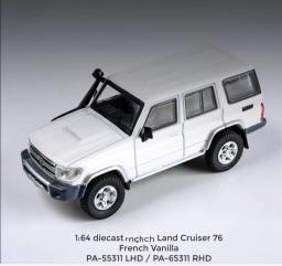 Carros de brinquedo diecast liga, modelo de simulação, presente coleção, LandCruiser 76, escala 1:64, para6464 - Image 3