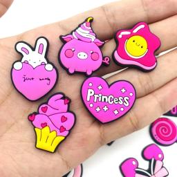 Pequenos pingentes de sapato rosa fresco para crocs decorações de sapato de desenho animado para tamancos sandálias acessórios de sapato para adolescentes presente de aniversário - Image 5