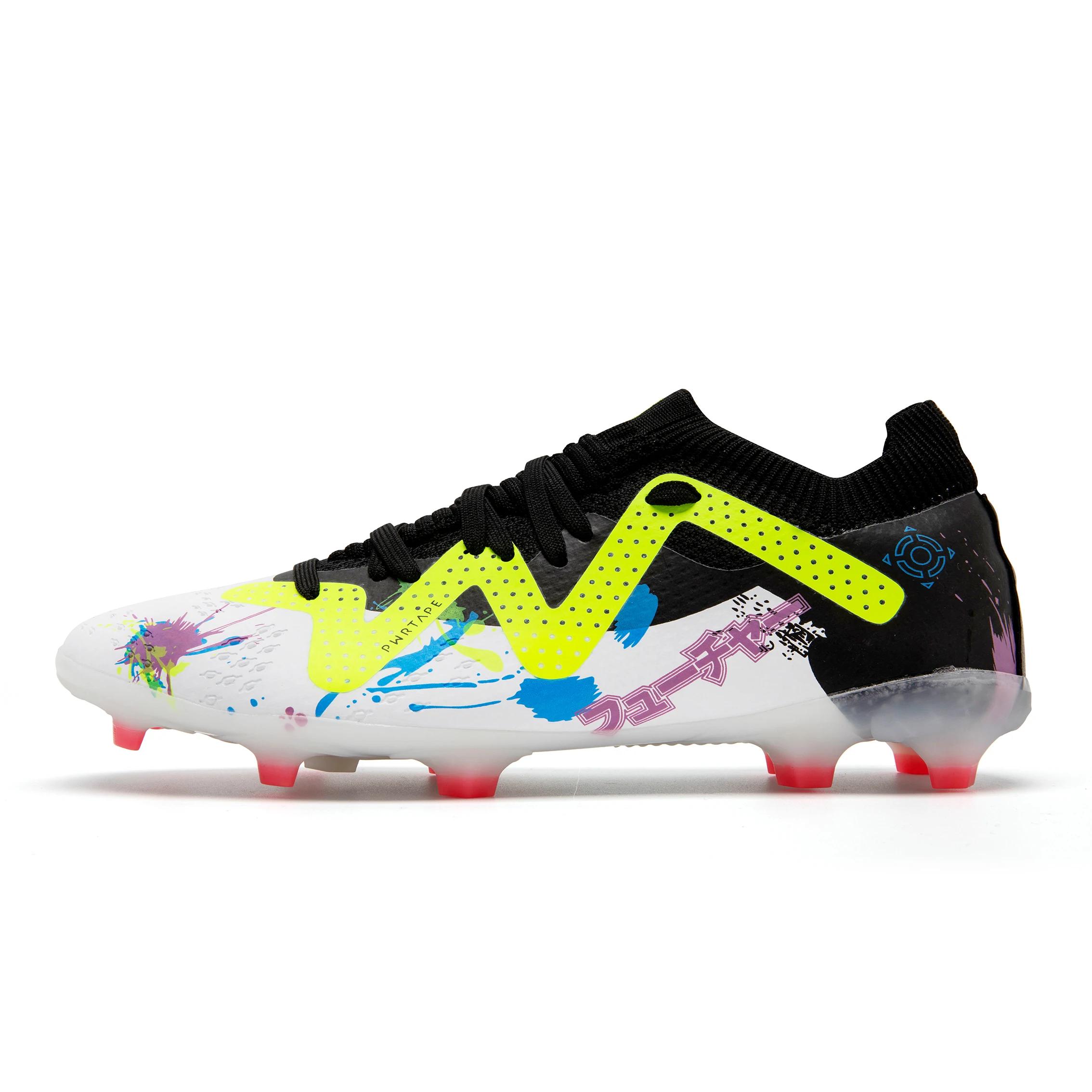 Botas de futebol baixo nu para homens, sapatos de futebol de sola TF, confortável e respirável, sapatos de treinamento ao ar livre, tamanho 35-45 - Image 1