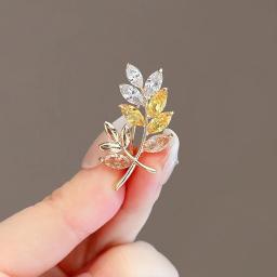 Broches De Flor De Cristal Para Mulheres, Broches De Coração De Luxo, Alfinete De Lapela De Cristal, Emblemas De Roupas, Presente De Jóias Corsage, Moda - Image 1