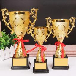 Troféu de Ouro Modelo de Plástico, Pequeno Prêmio Cup, Escola Recompensando Fornecimento, Competição Lembranças de Futebol, Artesanato Infantil Prêmios - Image 1