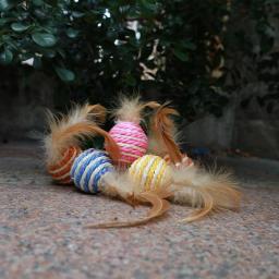 Brinquedos para gatos de estimação sisal pena bola gato scratch bola brinquedos suprimentos para animais de estimação cor aleatória игрушки для jutшек - Image 3