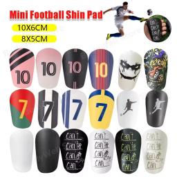 Almofadas de futebol extra pequenas para homens e mulheres, equipamentos de proteção, mini guardas de futebol, meninos e meninas - Image 1