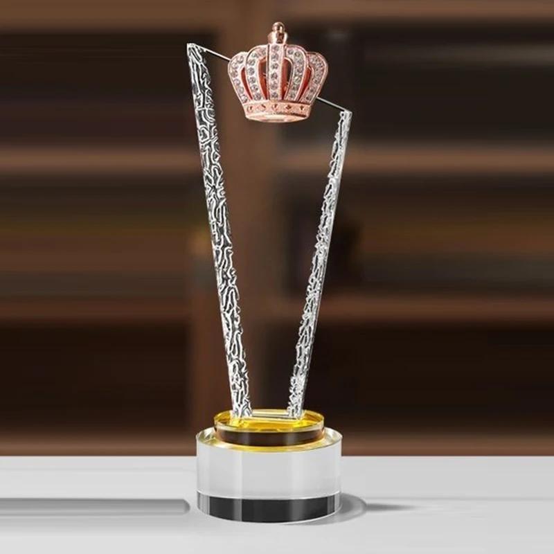 Troféu de cristal personalizado para o prêmio do grupo do empregado, ouro do metal, prata, coroa do cobre, lembranças do ofício, decoração Home, 1Pc - Image 1
