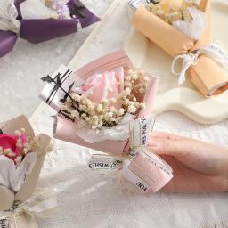 Criativas rosas românticas, pequenos buquês, Mini buquês com presentes de mão, sabonetes, Dia da Mulher, Dia dos Namorados - Image 1