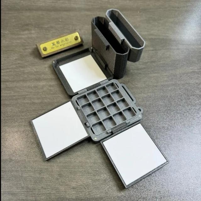 Paleta de Cores Cerâmica para Aquarela com Impressão 3D: Caixa Compacta para Pintura de Viagem e Armazenamento de Pigmentos em 9 e 16 Grades