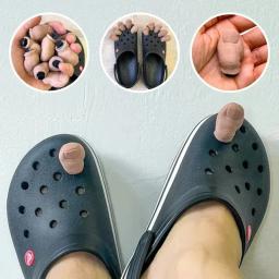 5/10 pçs criativo diy spoof engraçado 3d polegar sapato dedo grande sandália decoração acessórios decorações de borracha dedo do pé grande sapato fivela para sapatos - Image 2