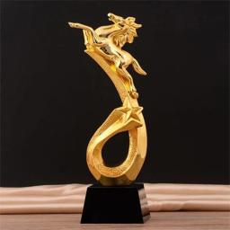 Troféu De Resina Personalizado Prêmio De Estrelas De Ouro Com Palavras Personalizado Base De Cristal, Evento Esportivo, Prêmio De Empresa, Competição Escolar, 1Pc - Image 2