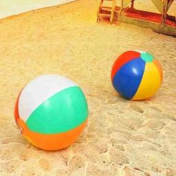 Piscina ao ar livre e brinquedos infláveis de praia, adereços esportivos divertidos, jogo de vôlei de praia, interação pai-filho, verão - Image 6