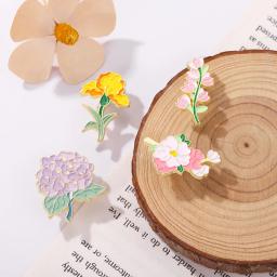 Mês flores esmalte pinos íris lírio hortênsia pêssego flor broche lapela emblema dos desenhos animados planta jóias presente para crianças amigos - Image 6
