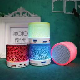 Mini alto-falante sem fio compatível com bluetooth, subwoofer dazzle crackle, luz de 7 cores, mini alto-falante portátil pequeno - Image 4