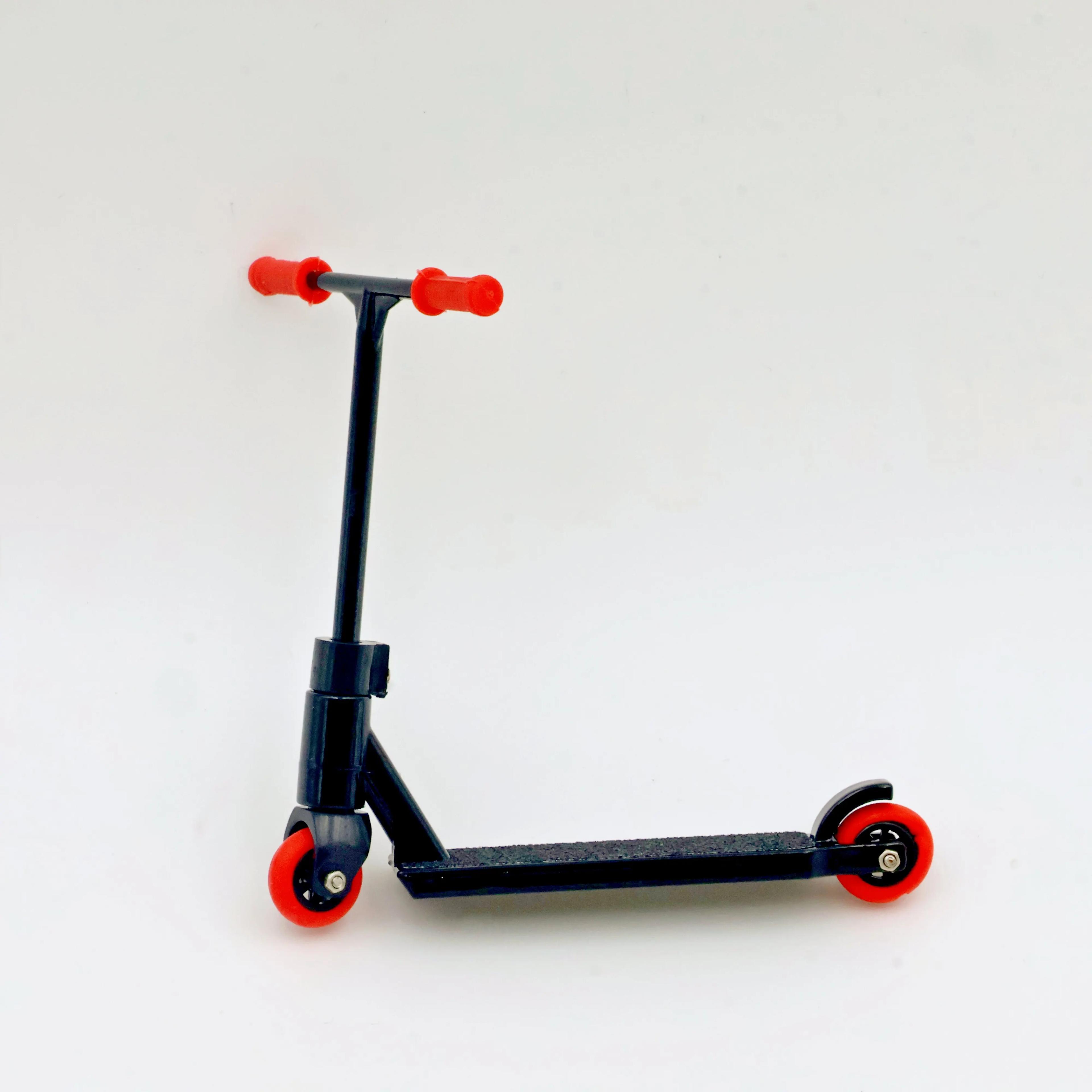 Mini scooter de dedo de liga 100% meta simulação coleção presentes para crianças brinquedos para meninos - Image 1