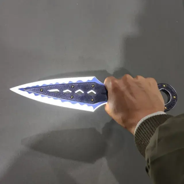 Herança de Armas para Meninos: Espadas, Katanas, Facas e Kunais para Brincar e Presentear com Estilo