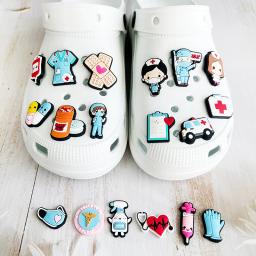 Cute Medical Doctor Shoe Charms para Crocs, Sandálias Acessórios, Decorações de Sapato, Pins, Crianças, Mulheres Favor Gift, New Arrivals - Image 2