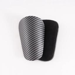 Almofadas De Futebol De Proteção De Fibra De Carbono De Imitação, caneleiras De Tamanho Pequeno, Praticando Jogar Cuidados De Futebol, Joelheiras - Image 4