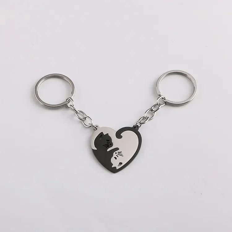 Portátil de aço inoxidável Keychain, Heart-Shaped Splicing Cat, Yin e Yang Cat Pingente, Colar Jóias, Item Pequeno - Image 1