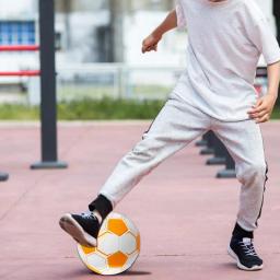 Bola de futebol infantil, flexível, multifuncional, para treinamento, elegante, 20cm - Image 4