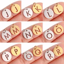 5 pçs/lote redondo inglês carta inicial pingentes de aço inoxidável 26 alfabeto A-Z encantos para diy pulseiras colar jóias fazendo - Image 5
