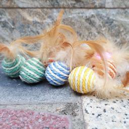 Brinquedos para gatos de estimação sisal pena bola gato scratch bola brinquedos suprimentos para animais de estimação cor aleatória игрушки для jutшек - Image 4