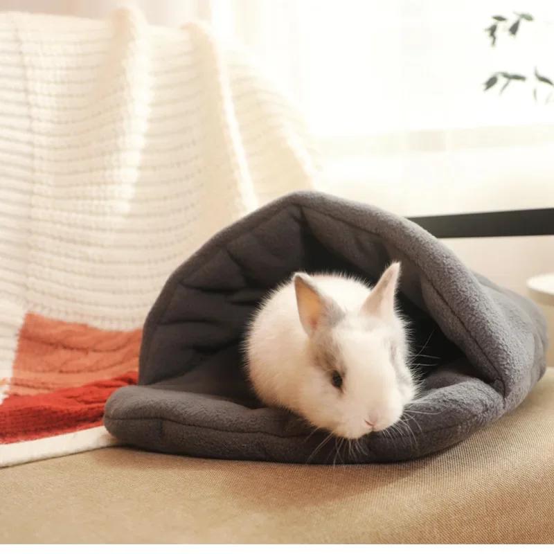 Cobaia morna cama coelho casa hamster saco de dormir pequeno animal estimação caverna ninho macio velo chinelos cama pequeno animais suprimentos - Image 1