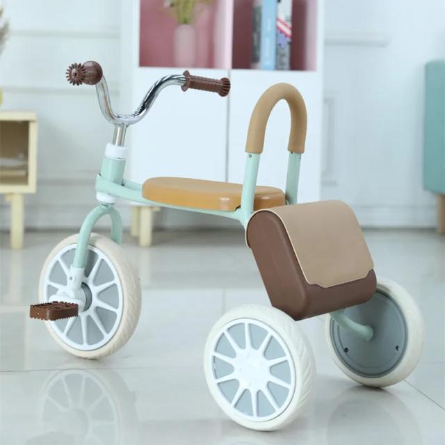 Triciclo Retro Confortável para Crianças de 1 a 6 Anos com Saco de Couro e Sistema Antiderrapante