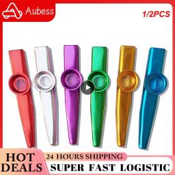 Leve portátil metal Kazoo flauta para iniciantes, amantes da música, instrumento de sopro, bom companheiro para os amantes, novo, 1 2pcs - Image 1