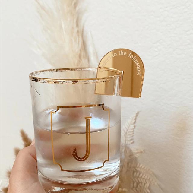 Tags em Acrílico Personalizadas para Bebidas - Marcadores de Coquetéis e Champanhe para Casamentos e Festas de Aniversário - Disponíveis em Pacotes de 20, 50 e 100 Unidades
