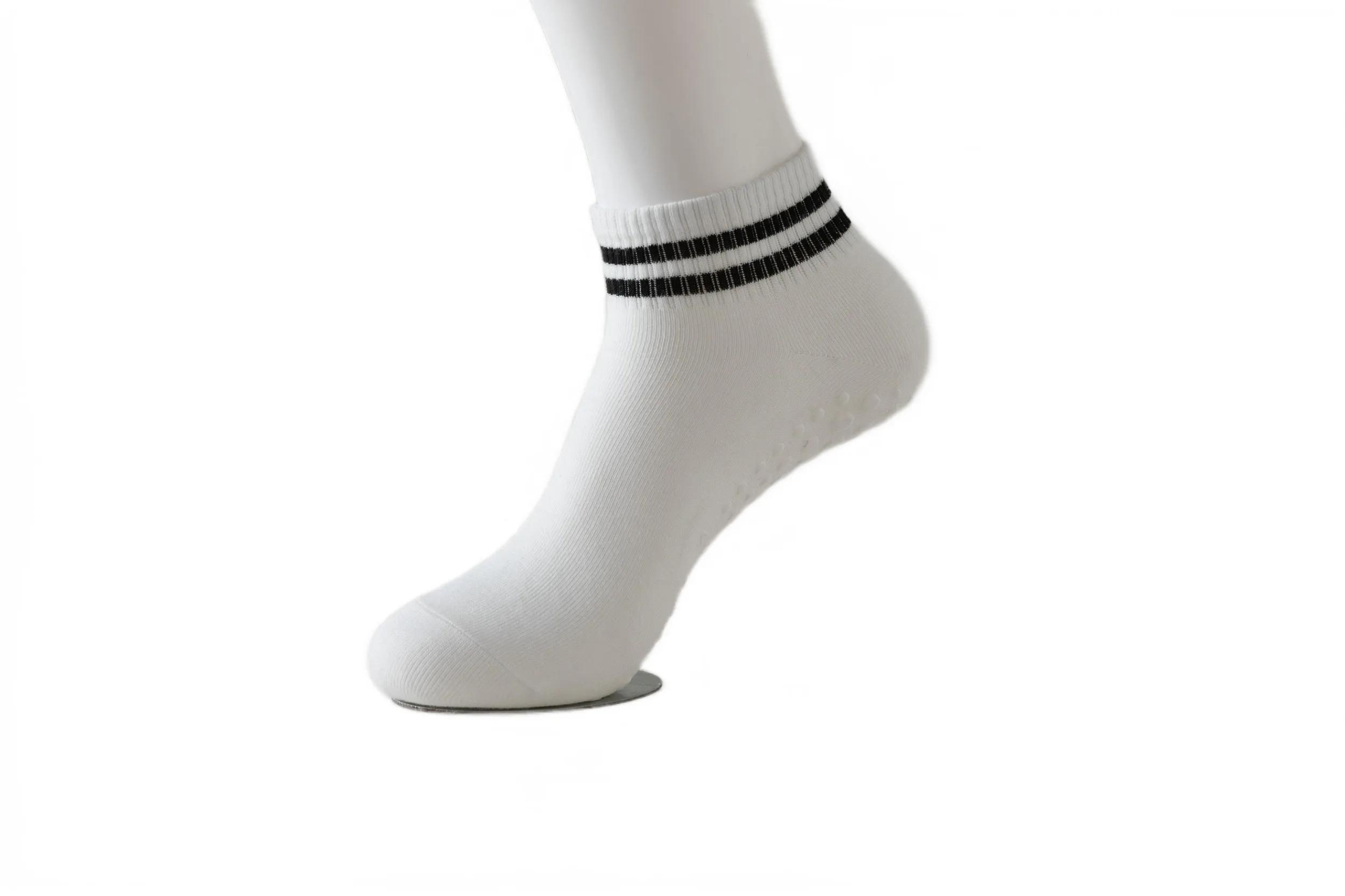 Meias Grip para mulheres, antiderrapante, listras duplas, meias para Pilates, ioga, treino, balé, meias atléticas - Image 1