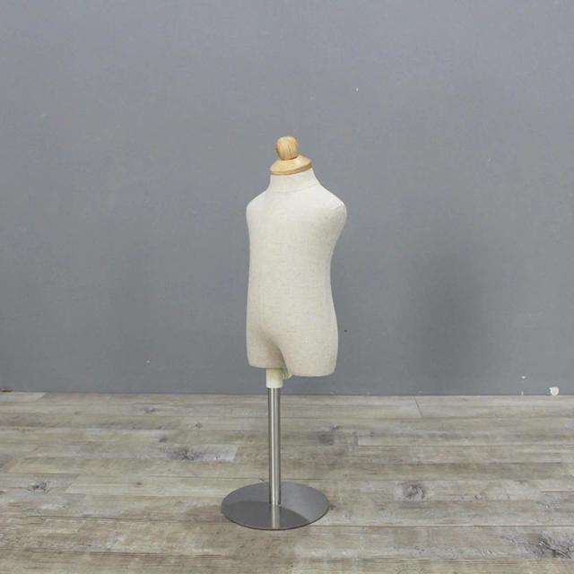 Modelo de manequim infantil para artesanato de costura: torso para menina e menino