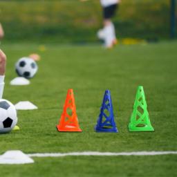 Cone de treinamento de futebol à prova de vento anti-rachamento oco 23cm esportes marcador cones balde marcador equipamento de futebol - Image 2
