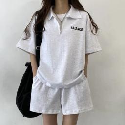 Fato de treino feminino com 2 peças, roupas de verão, roupas esportivas, camisetas, conjuntos de shorts, roupas estilo coreano, 2024 - Image 1