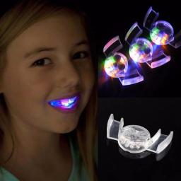Brilho dente LED Light para crianças, flash piscando cinta boca guarda peça, engraçado piscando brinquedos, Fontes do partido para crianças - Image 1