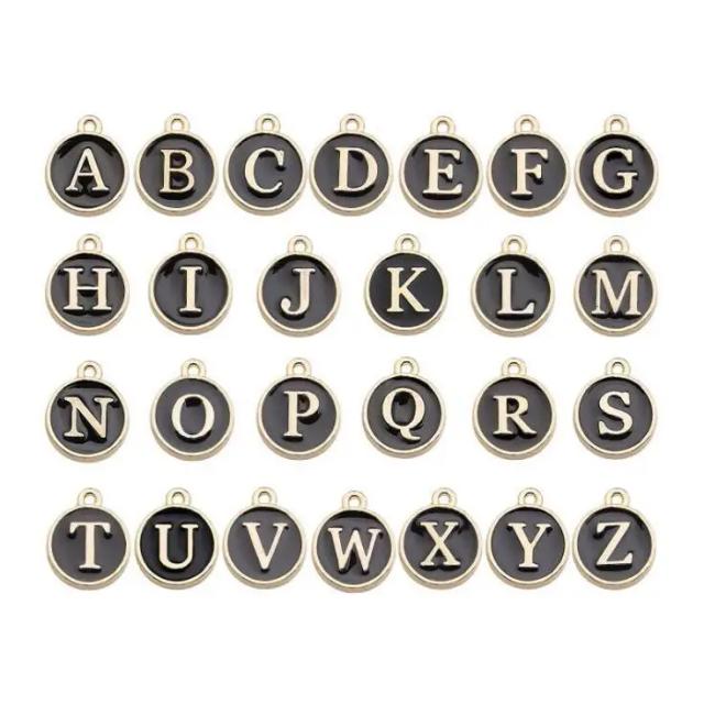 Alfabeto Encanto: 26 Peças de Letra para Criar Jóias Personalizadas, Pulseiras, Colares e Brincos DIY