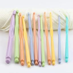 Conjunto de agulhas de crochê plástico 2.0-10.0mm, conjunto de 12 coloridos crochê ganchos, fio diy, ferramentas de tecelagem para cachecol e luvas - Image 6