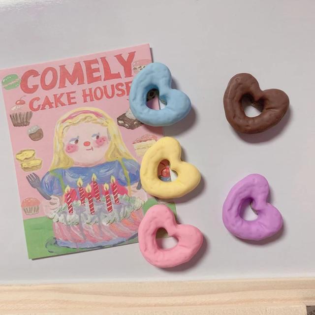 Conjunto de 5 ímãs de resina em forma de coração para decoração de geladeira - Ideias artesanais e presente encantador