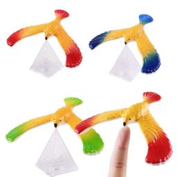 Equilíbrio de Águia com Pirâmide para Decoração de Mesa, Pássaro Mágico, Gadgets Engraçados, Brinquedos Novidade, Presente Infantil, Figurinhas em Miniatura - Image 3