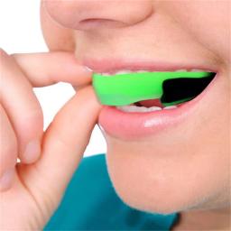 Esportes protetor de boca para boxe artes marciais misturadas luta adulto dente cinta proteção com caixa de plástico prático protetor boca - Image 1