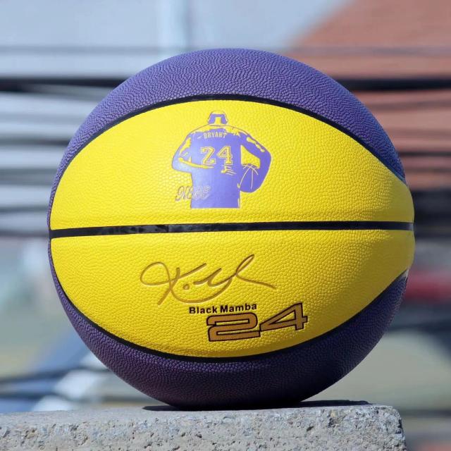 Bola de Basquete Mamba Masculino Comemorativa Tamanho 7 em PU para Jogos Internos e ao Ar Livre
