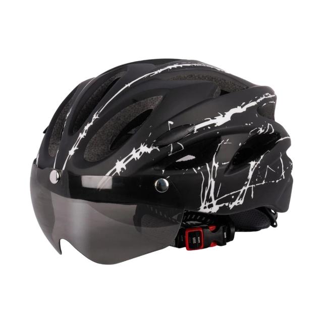 Capacete de Ciclismo Leve e Confortável para Mountain Bike, Ajustável em Preto e Amarelo com Construção Durável