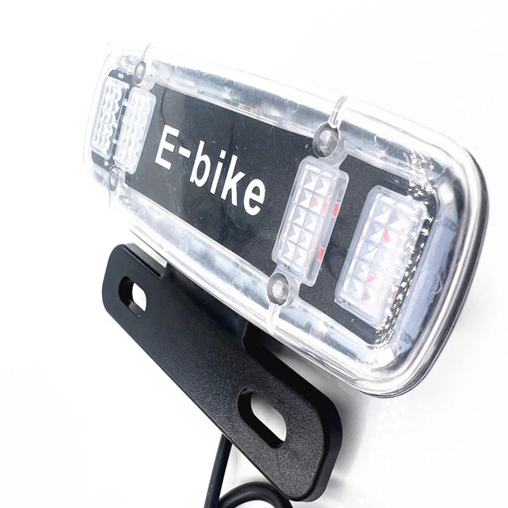 Bicicleta traseira LED Luz Traseira, Lanterna de Segurança Ciclismo, Luzes de Corrida, Luzes de Freio, LED, 4 Modos, 2-in-1 - Image 1