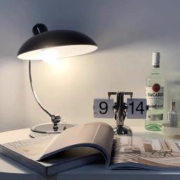 Dinamarca candeeiro de mesa de alta qualidade vintage bauhaus luz de mesa ajustável preto branco verde luzes decorativas interiores - Image 1